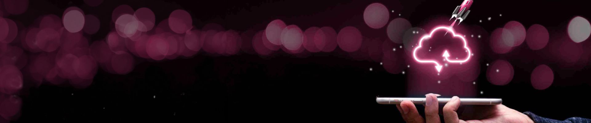 Abbildung Mobile mit einer Cloud.