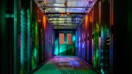 Das AKQUINET Rechenzentrum in Hamburg-Alsterdorf von innen.