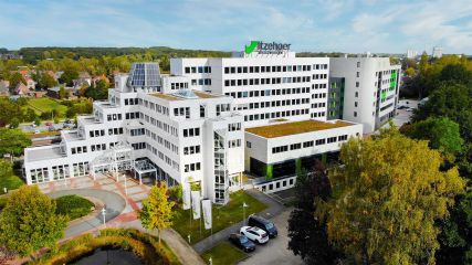 Luftbild Itzehoer Versicherungen Hauptgebäude