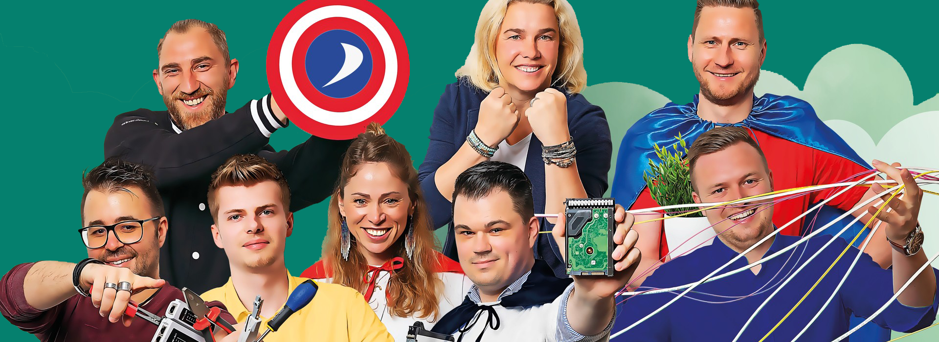 AKQUINET Cloud employees as superheroes in a team picture.