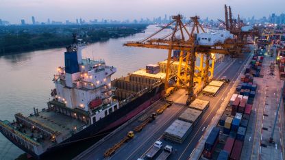 AKQUINET plans and simulates huge terminal areas - worldwide